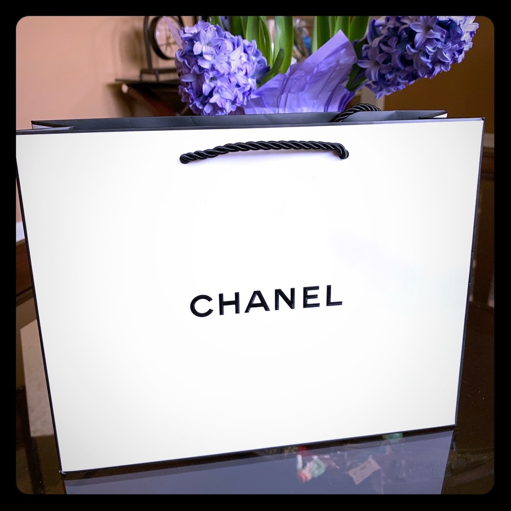 Chanel small gift bag